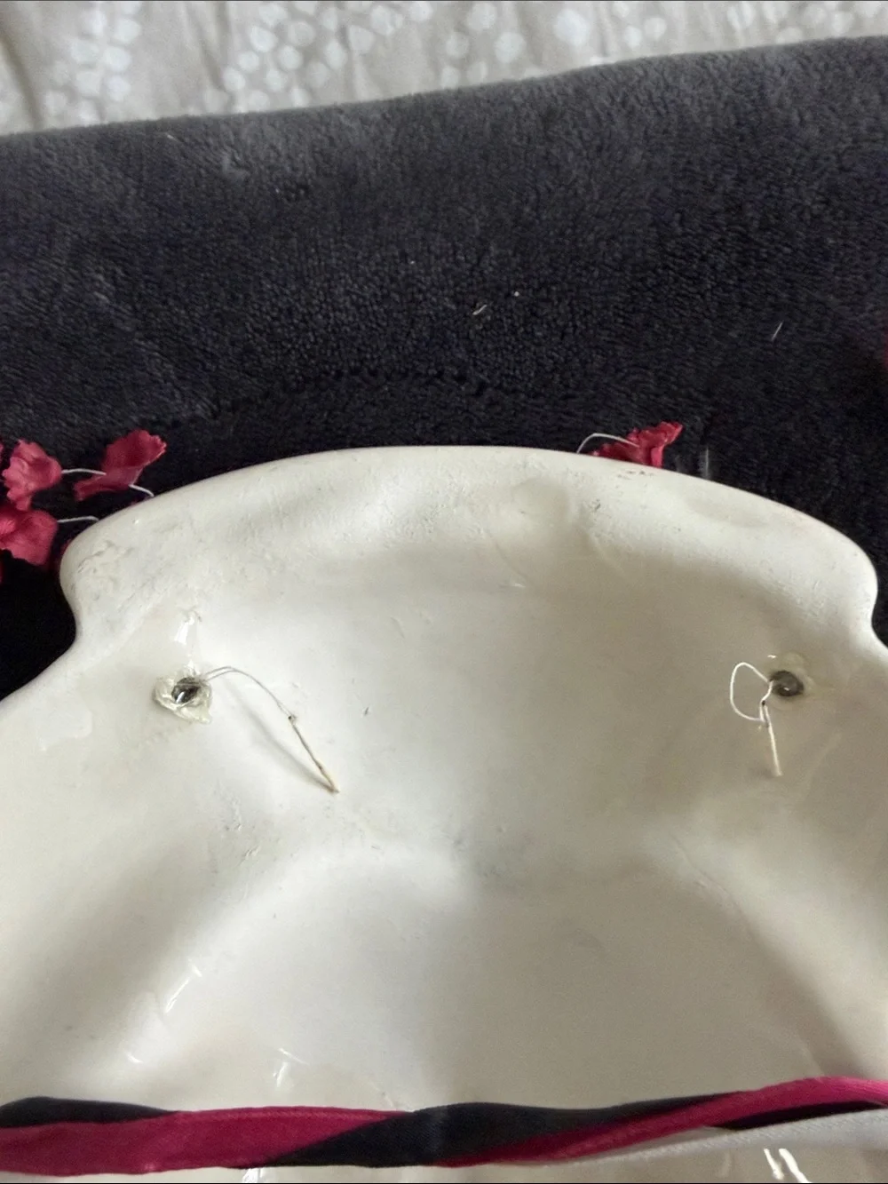 Vintage Decorative Geisha Wall Mask in Cream and Pink
